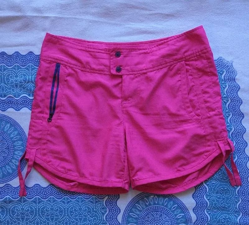 Nike ACG яркие спортивные шорты — Тбилиси — 50 ₾