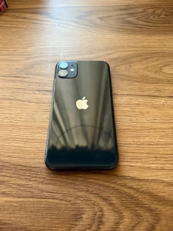 iPhone 11, 64 GB 250лари — Тбилиси — 250 ₾