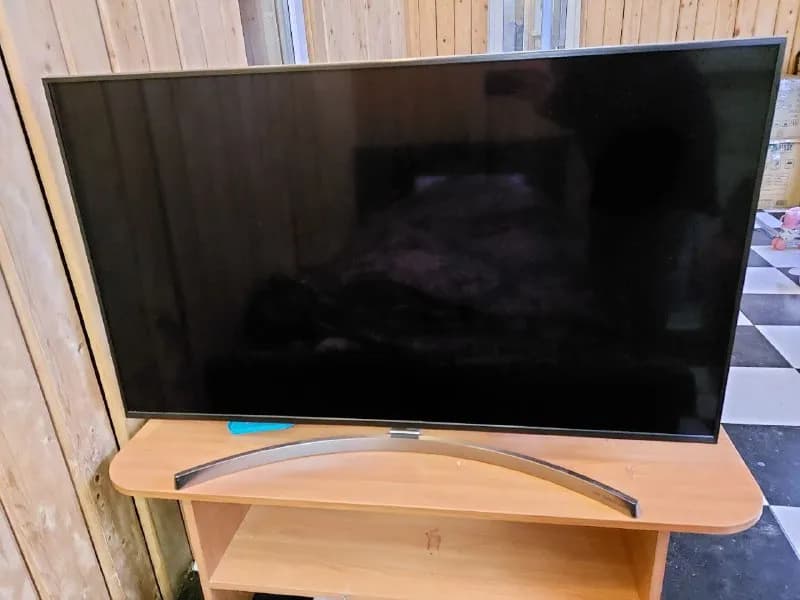 Телевизор LG — Тбилиси — 1 000 ₾