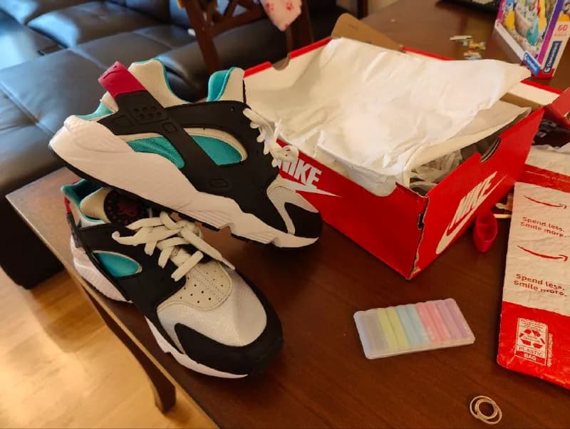 Nike Huarache, размер 11, цена 300 лари. Мне не пошел размер, новые. — Тбилиси — 300 ₾