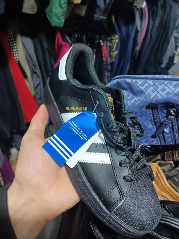 Adidas Superstar Оригинал.Новые с биркой, коробки нету. — Тбилиси — 200 ₾