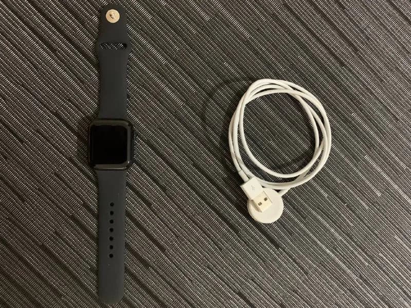 Apple Watch SE 40 mm (2gen) — Тбилиси — 690 ₾