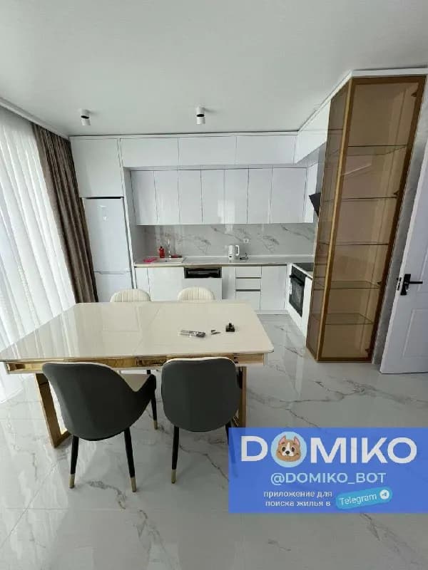 2+1, 38/40 этаж, 82 кв/м — Батуми — 1 500 $