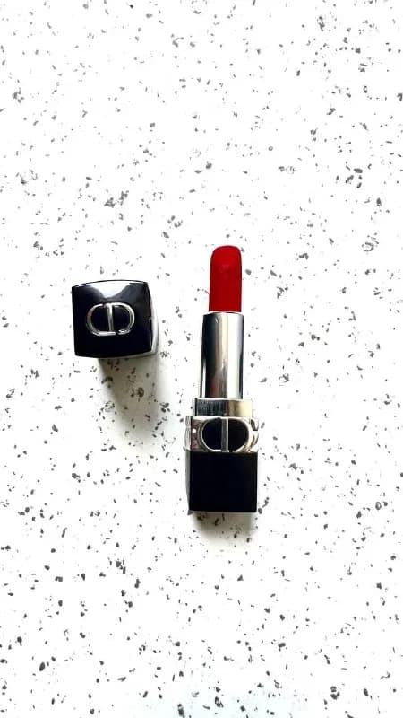 Dior Velvet 999 (классический красный) — Тбилиси — 30 ₾