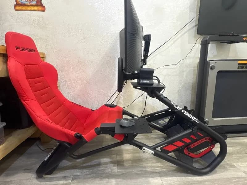 Playseat Trophy б/у, состояние 4/5. — Батуми — 3 000 ₾