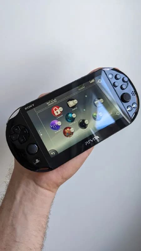 Sony PS Vita Slim Henkaku Wi-Fi 🔥 — Тбилиси — 220 $