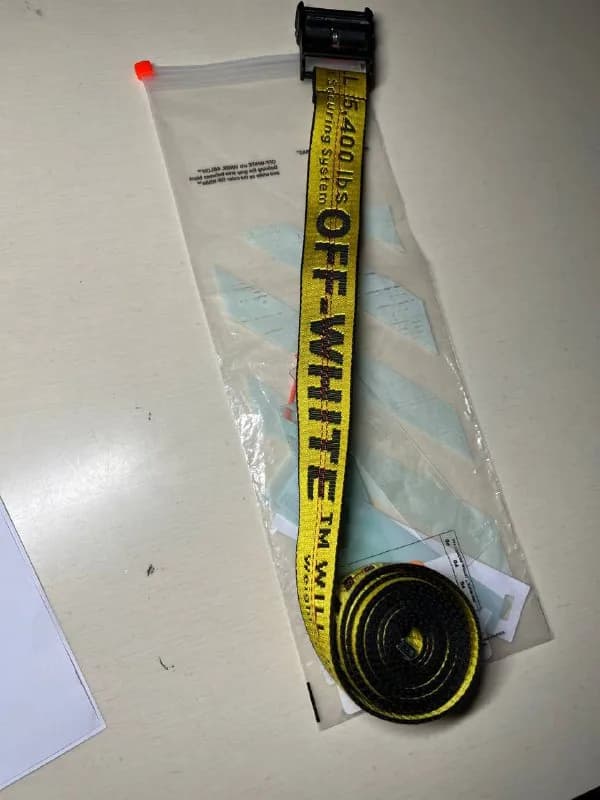 Off White ремень — 450 лари — Тбилиси — 450 ₾