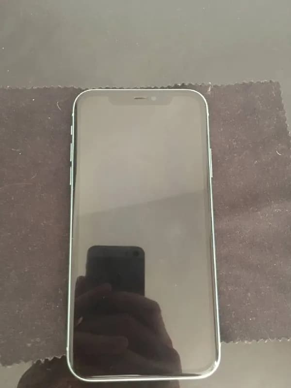 iPhone 11 64 GB — Тбилиси — 900 ₾