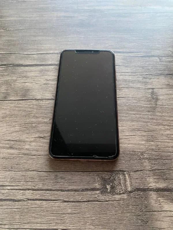 iPhone 11 Pro Max 64гб — Тбилиси — 32 ₾