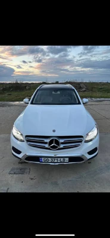GLC 300, 2018 г. Пробег 79000 км, растаможена, новая резина. $28.000 или поменяю на Авто больше (семе — Тбилиси — 28 $