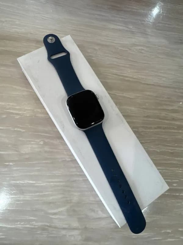 Apple watch series 10-46MM 700GEL с коробкой и гарантией — Батуми — 700 ₾