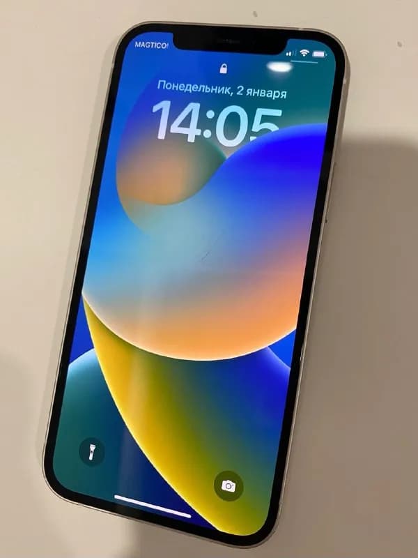 iPhone 12 128 GB, в идеальном состоянии. Куплен в октябре 2022 года, есть коробка, чек, гарантия. Ес — Тбилиси — 1 700 ₾