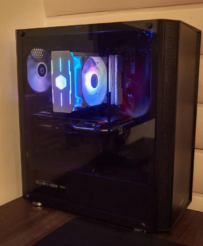 Zalman R2 Black mid-tower для ATX плат. — Тбилиси — 170 ₾