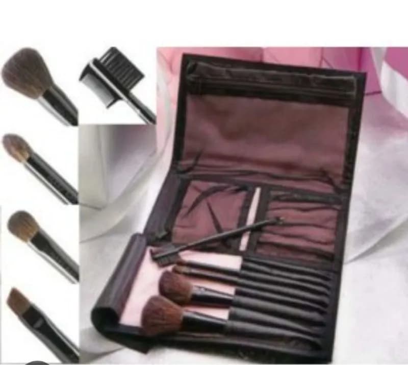 Mary Kay с натуральным ворсом для совершенного мэйкапа. — Тбилиси — 155 ₾