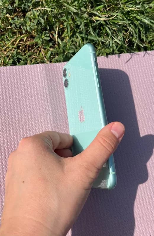 iPhone 11 64GB — Тбилиси