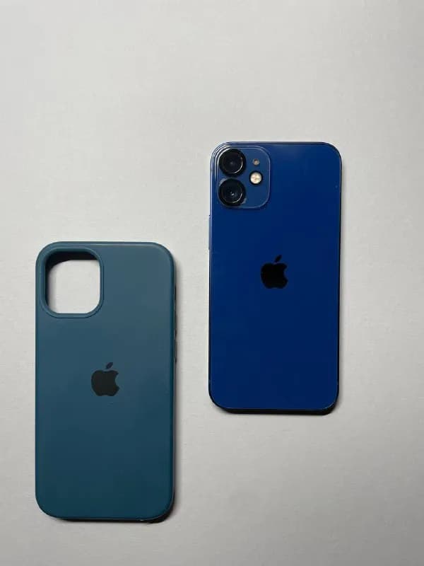 iPhone 12 mini Blue 64Gb. Куплен в Zoommer. — Тбилиси — 1 000 ₾