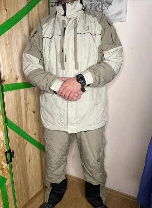 200 лари — Тбилиси — 200 ₾