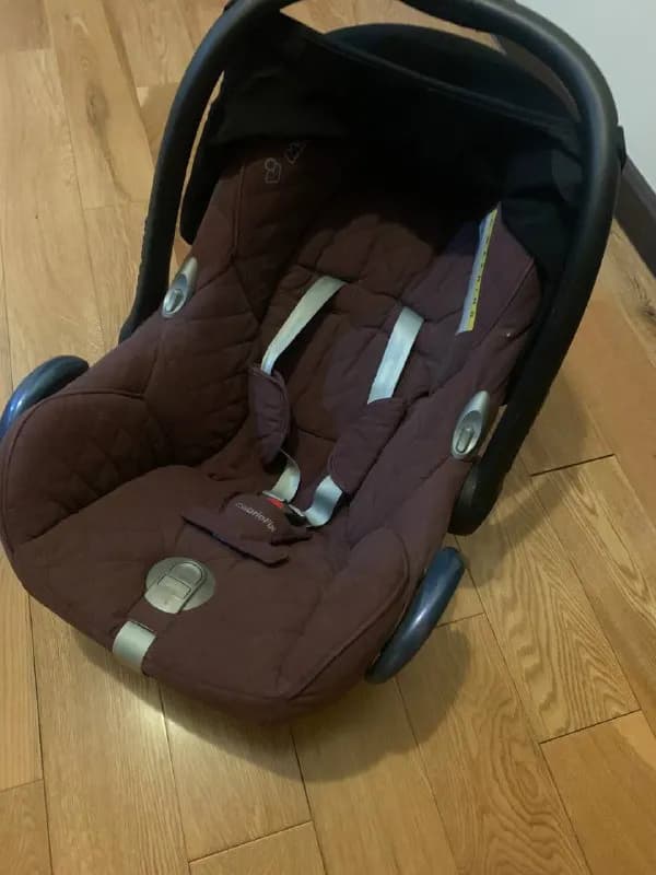 maxi-cosi 200 лари — Тбилиси — 200 ₾