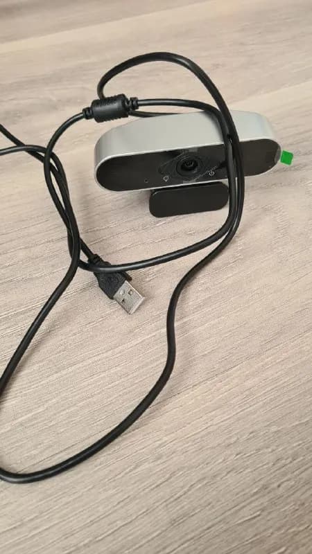 XiaoMi wi-fi router AC1200, 150 лари, купили в этом месяце, не пригодился. Продаю старый пленочный ф — Тбилиси — 1 200 ₾