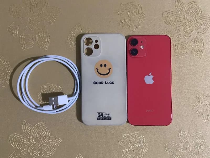 iPhone 12 mini 128 gb в идеальном состоянии, не вскрывался, все работает, АКБ 87% — Тбилиси — 1 200 ₾