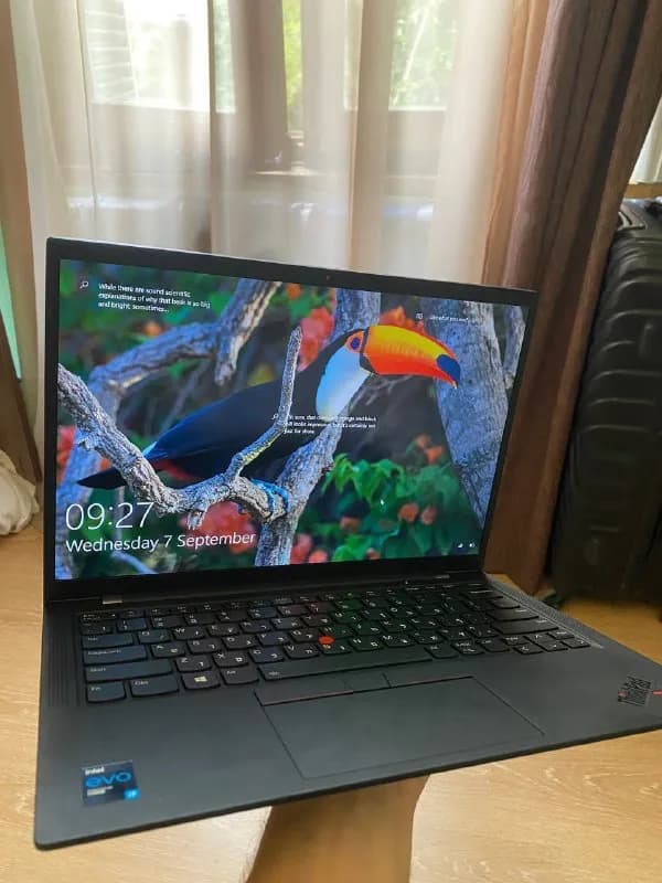 Lenovo Carbon 9 Gen 20XW004DUS 14» IPS 1920×1200 Intel Evo Core i7-1165G7 (11 поколение) 2,8 ГГц — Тбилиси — 1 200 $