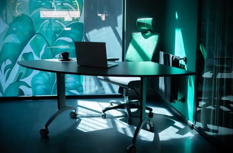 287 м² + двор 25 м² — Батуми — 650 000 $