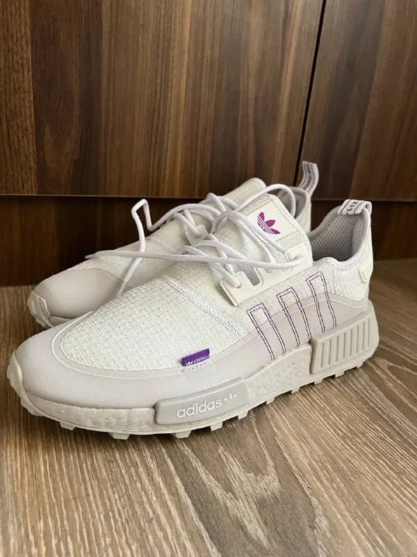 1) Мужские кроссовки Adidas Continental — Тбилиси — 120 ₾