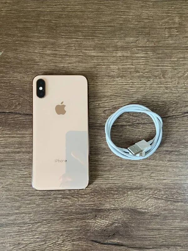 iPhone XS 64 gb — Тбилиси — 690 ₾