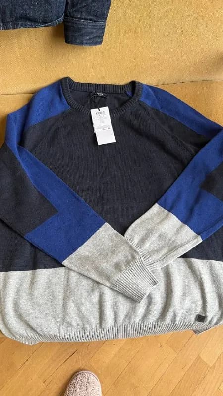 COLINS, XL- 20 лари, метро Церетели — Тбилиси — 20 ₾