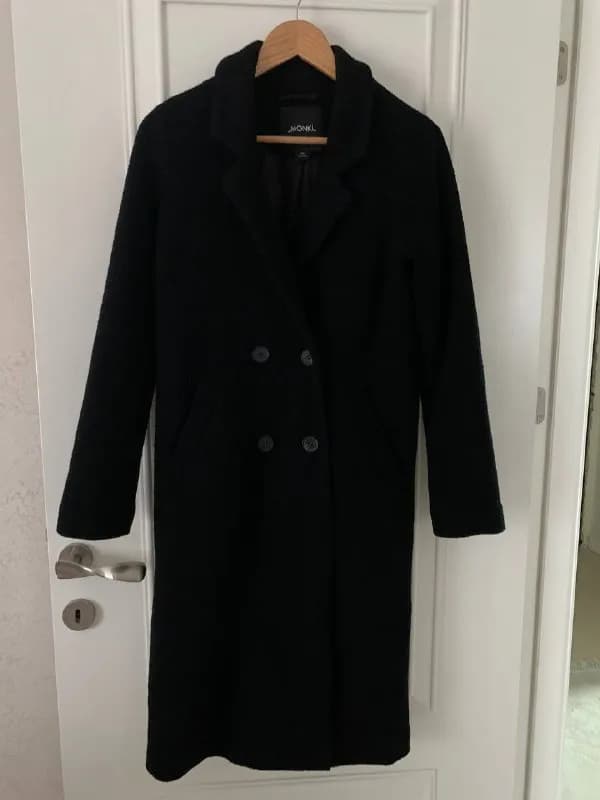 1. Пальто черное Monki XXS — 100 лари — Тбилиси — 100 ₾