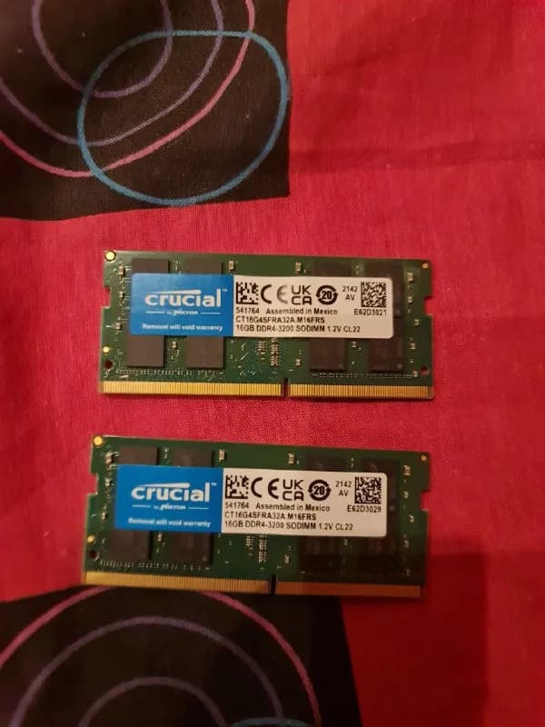 Crucial SODIMM DDR4 3200Mhz. Есть две планки по 16Гб. Продаю парой или по отдельности. Состояние нов — Тбилиси — 130 ₾