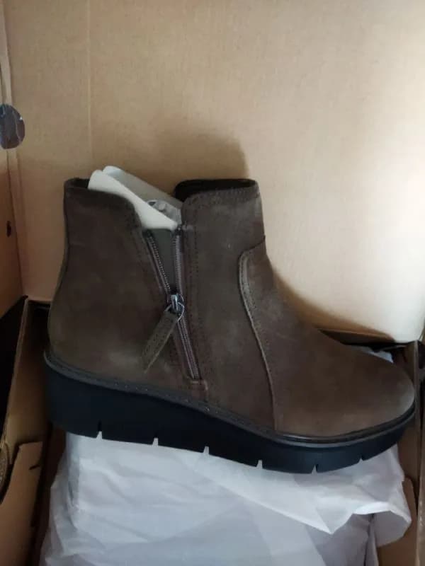 Clarks. В коробке. — Тбилиси — 40 ₾