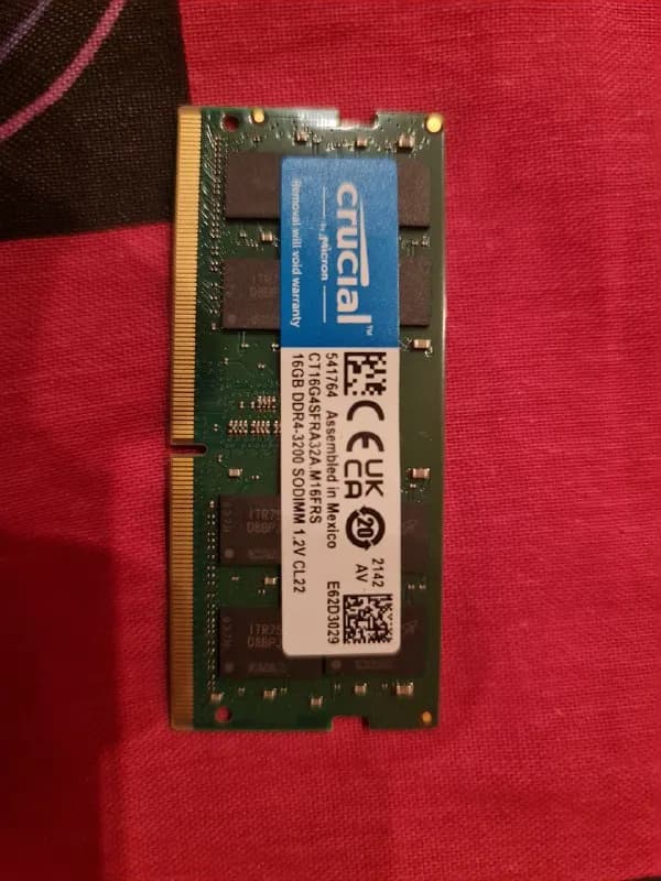 Crucial SODIMM DDR4 3200Mhz 16Гб. Осталась одна планка. Состояние новой. Цена: 130 лари. — Тбилиси — 130 ₾