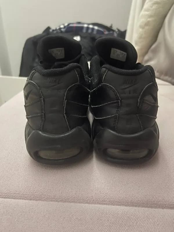 Nike Air Max 95 — Батуми — 65 ₾