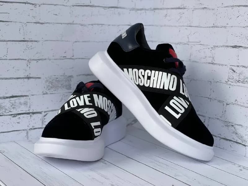 MOSCHINO оригинал 37 размер цена 439 Лари — Тбилиси — 439 ₾