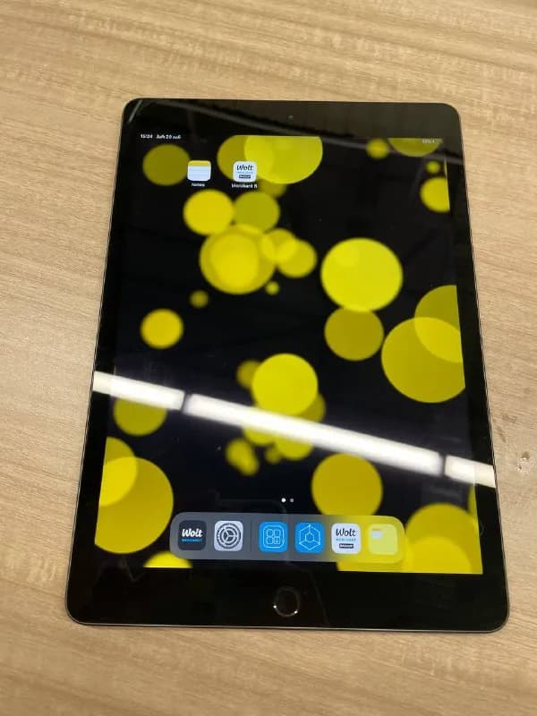 Ipad 8th Generation, 32 ГБ, Wi-fi+Cellular. — Тбилиси — 800 ₾