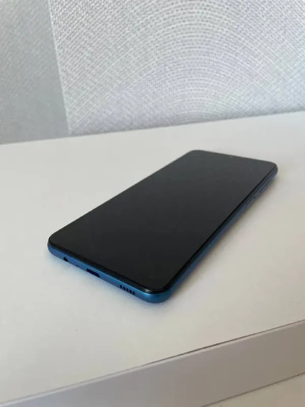 Samsung Galaxy A12 — Тбилиси — 350 ₾