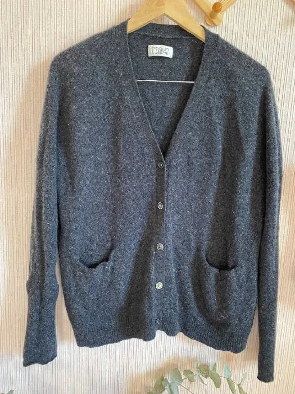 Кардиган — Тбилиси — 40 ₾