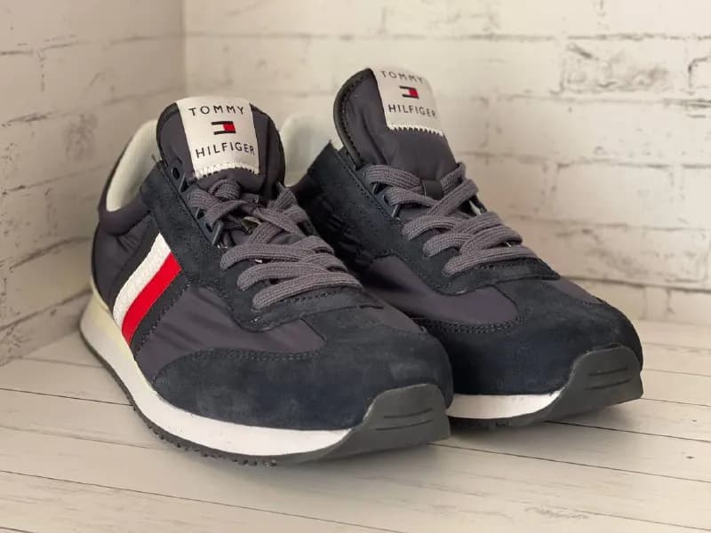 Tommy Hilfiger оригинал размер 42/44 цена 349 лари — Тбилиси — 349 ₾