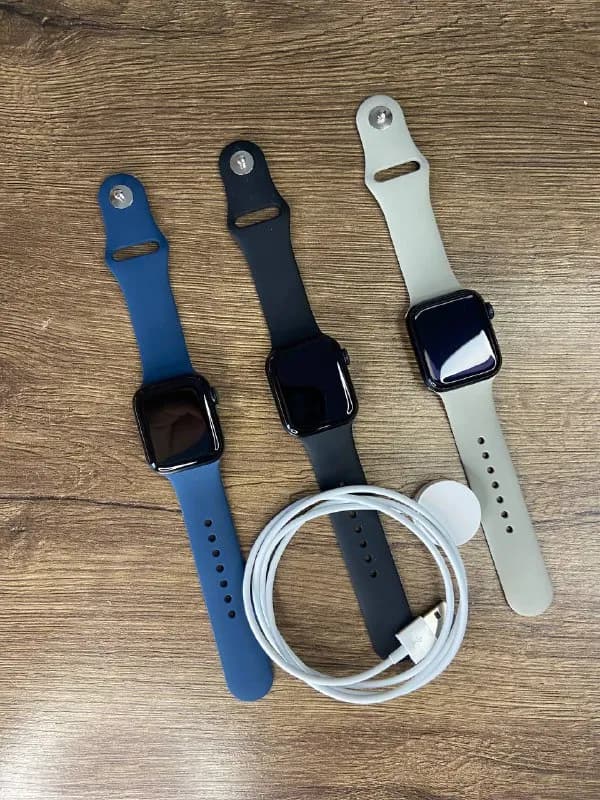 Apple Watch SE 40 mm 2 gen. — Тбилиси — 650 ₾