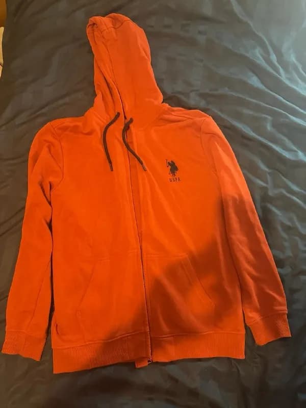 USPA, размер L, 25 ₾ — Батуми — 25 ₾