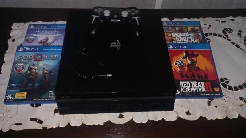 PS 4 1TB 400лар т.([телефон] — Батуми — 400 ₾