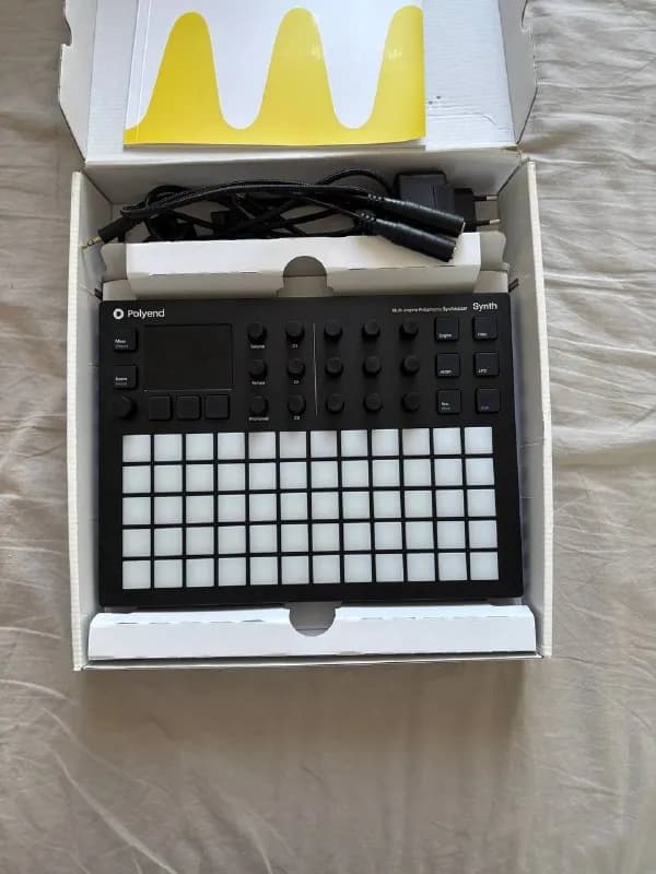 Polyend Synth + кейс Analog Cases в состоянии как нового. — Батуми — 450 $