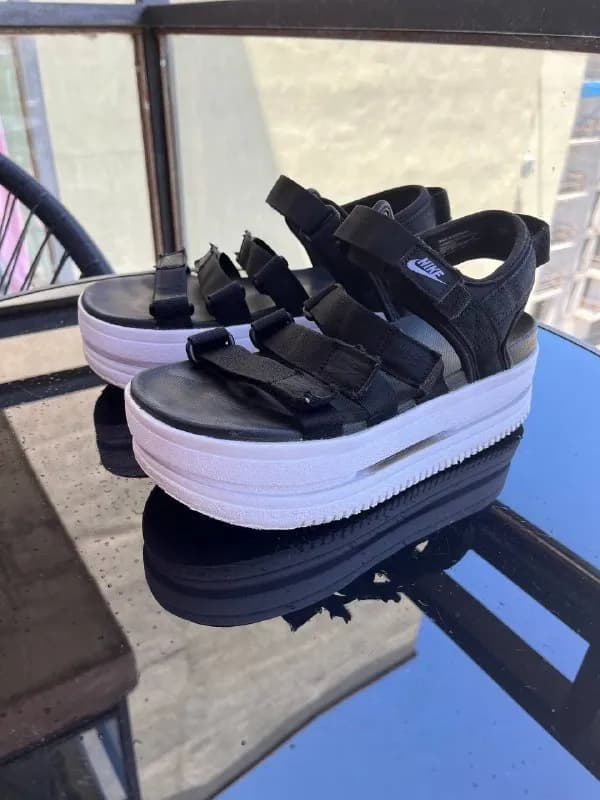 Nike, 40 лари — Тбилиси — 40 ₾