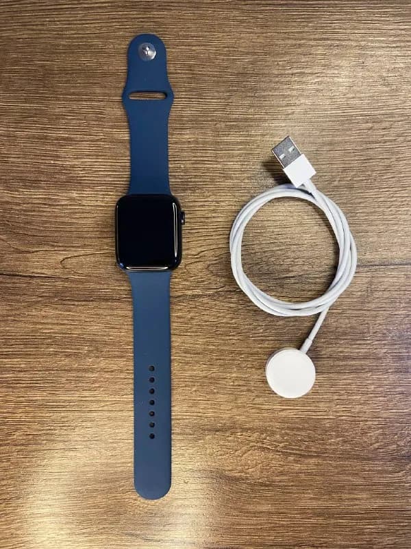 Apple Watch SE 44 mm 2 gen. — Тбилиси — 690 ₾