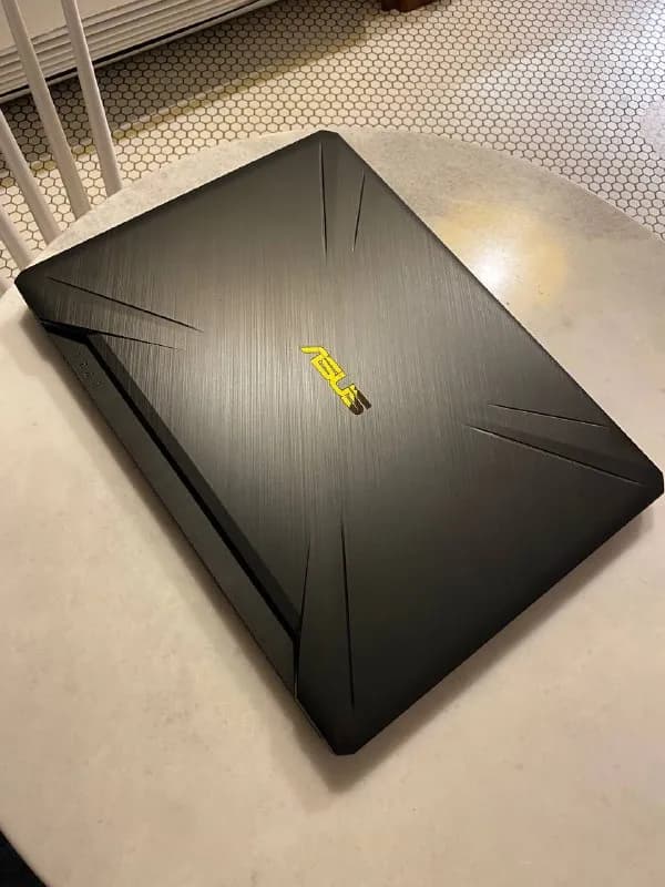 Asus Tuf Gaming. Всего 39 часов работы. Ноутбук почти не использовался с момента покупки — Тбилиси — 1 900 ₾