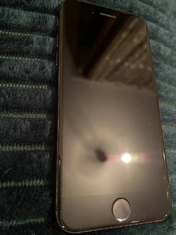 Iphone 8 — Тбилиси — 500 ₾