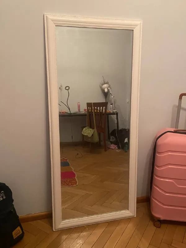 200 лари — Тбилиси — 200 ₾