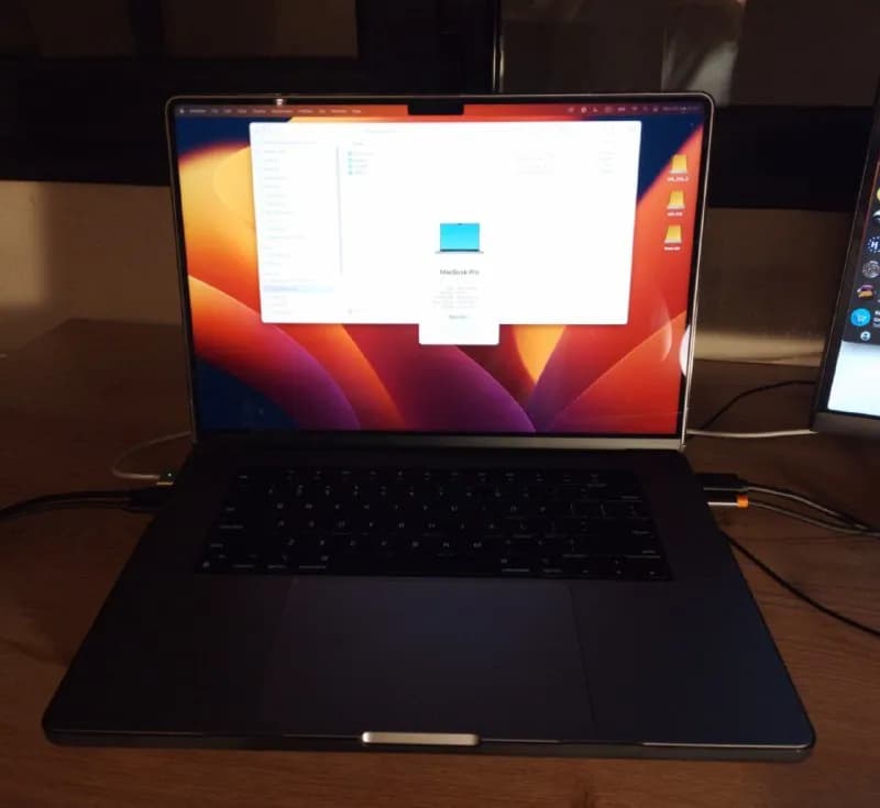 MacBook Pro 16' M1 Max 32gb 1Tb. — Тбилиси — 3 500 $