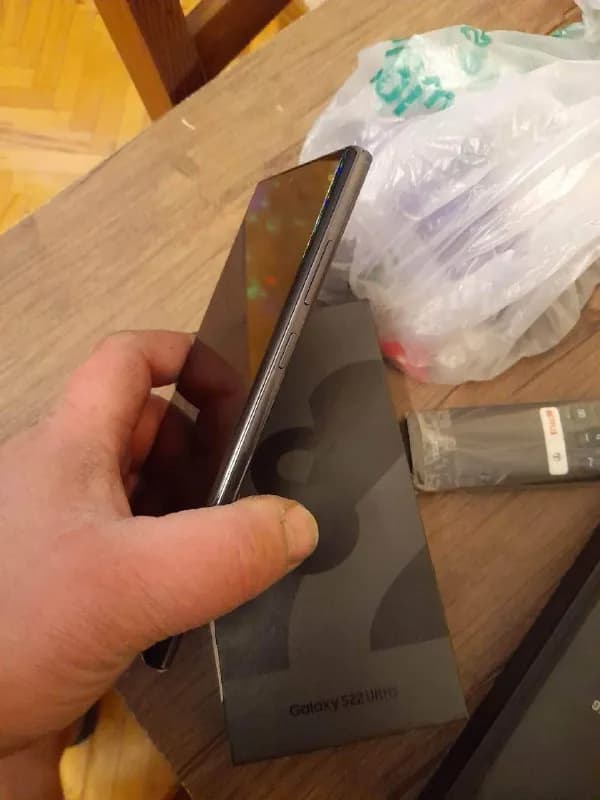 Samsung galaxy s22 ultra 8/128 — Тбилиси — 2 500 ₾